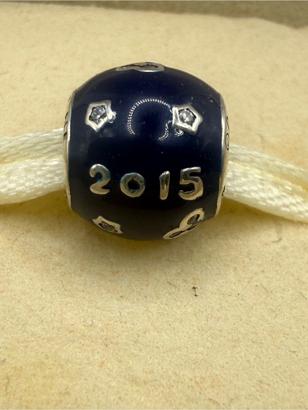 Pandora DISNEY PARKS Collectible 2015 Dark Midnight Blue/Blk Enamel Icon Charm!